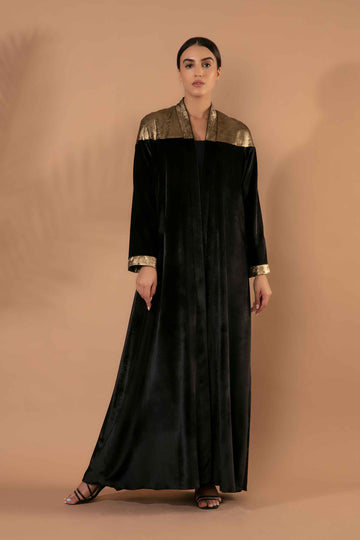 Nia Abaya in Black and Gold